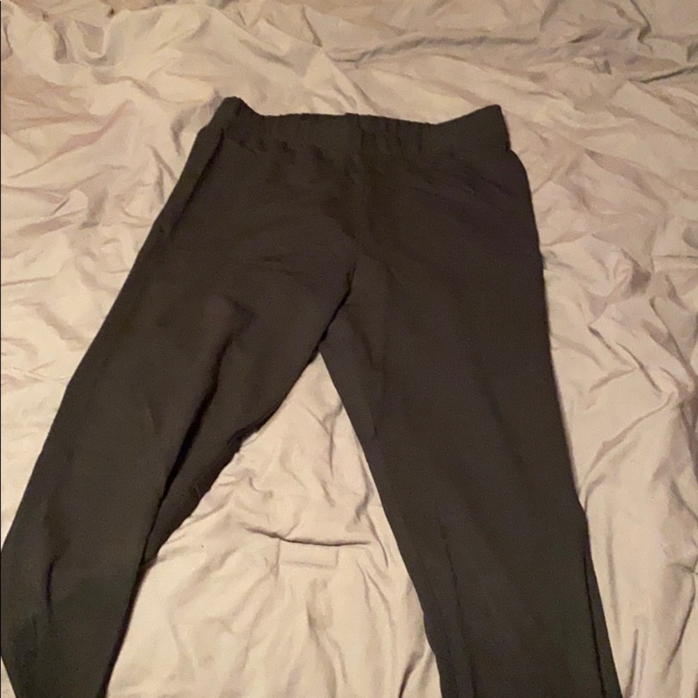 Black leggings